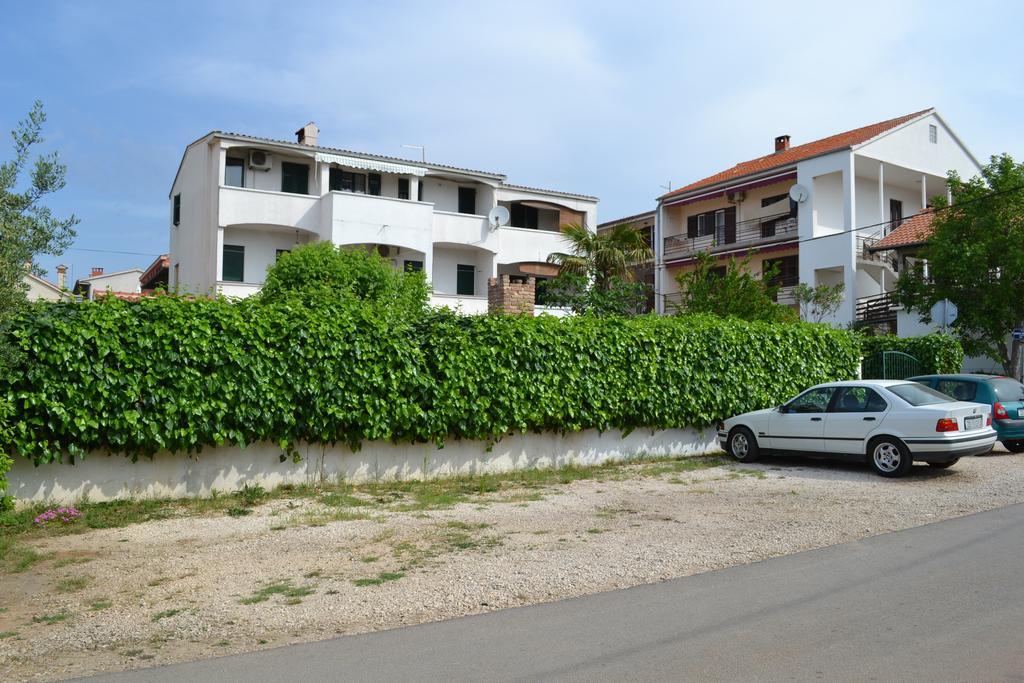 Apartments Meri Zára Szoba fotó