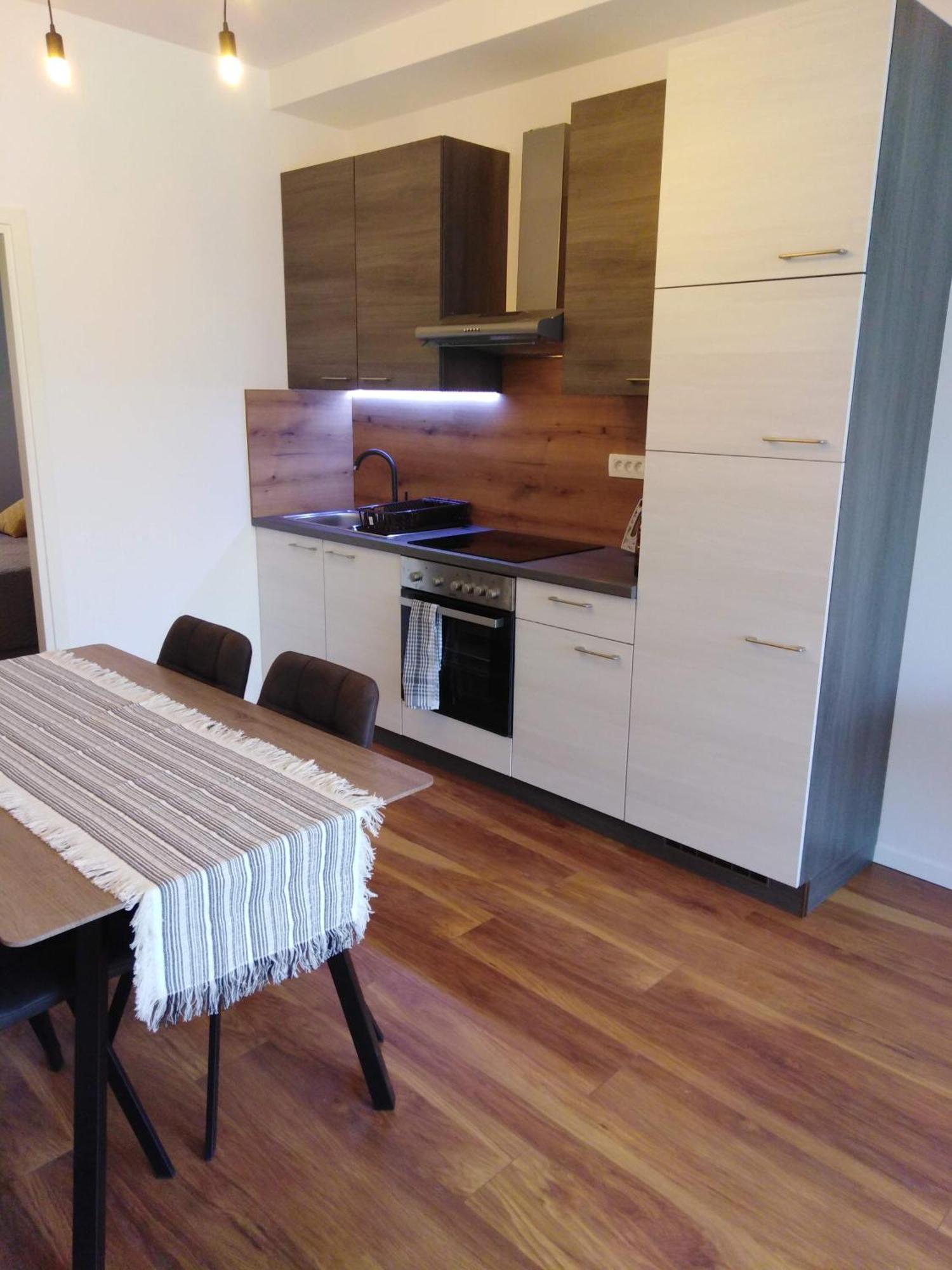 Apartments Meri Zára Kültér fotó