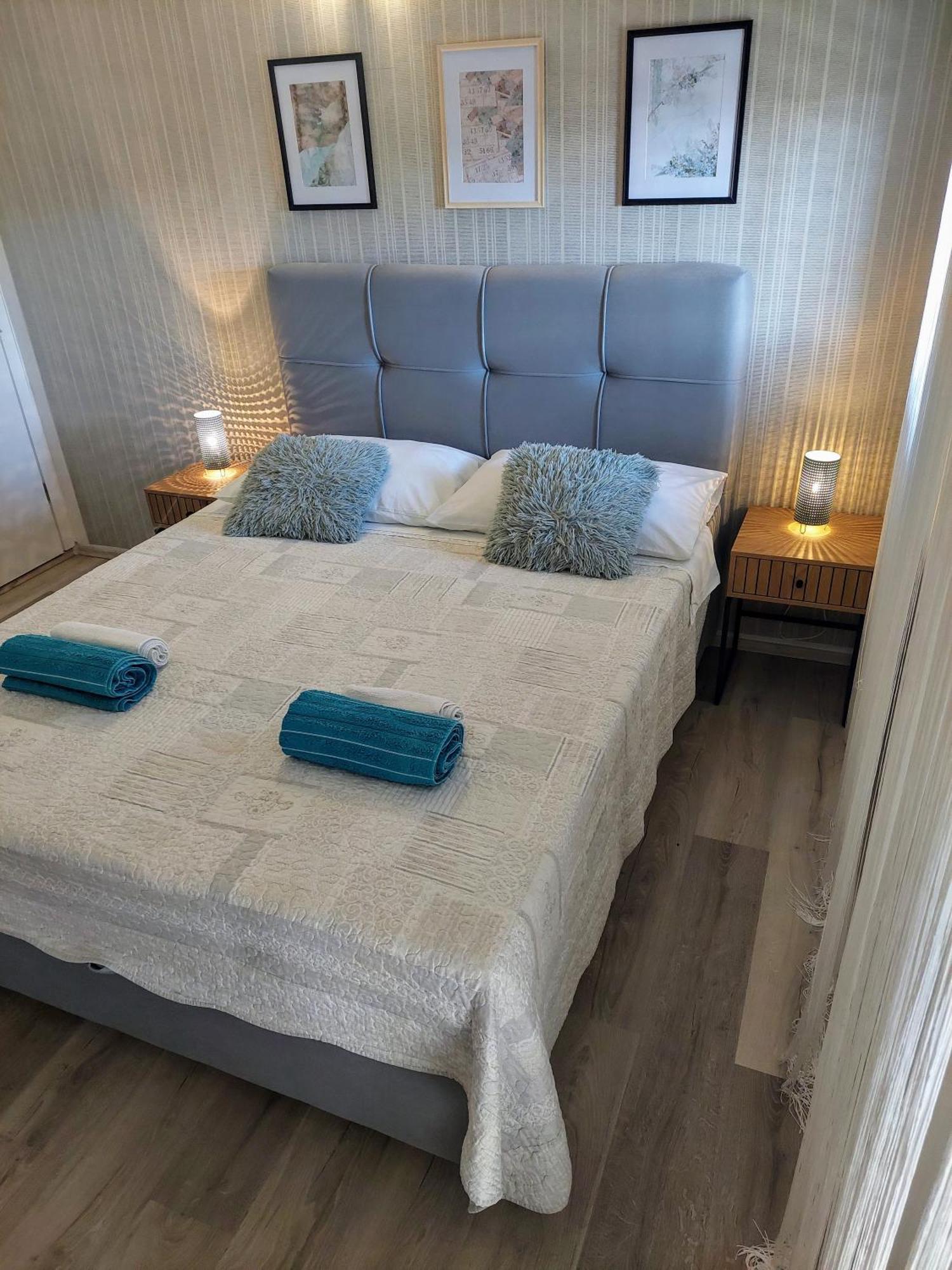 Apartments Meri Zára Kültér fotó